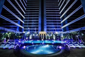 Dubai: Combo Vé máy bay khứ hồi và 3 đêm Phòng Khách sạn tại Ghaya Grand 5 Sao + Visa Dubai nhập cảnh 1 lần + Ăn sáng