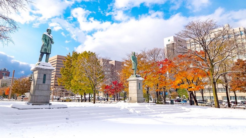 SAPPORO CITY                                          (Ăn ba bữa)