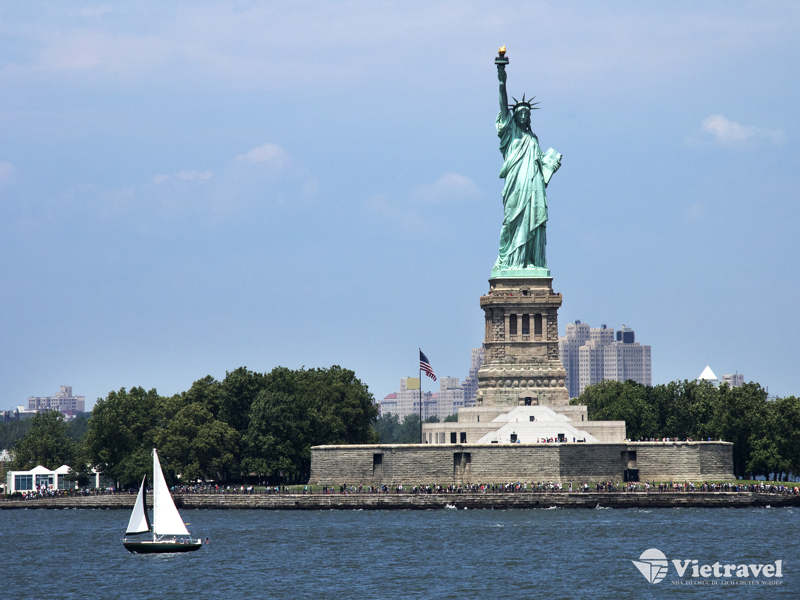 TP.HỒ CHÍ MINH ✈ NEW YORK (Ăn tối nhẹ)		           		                      