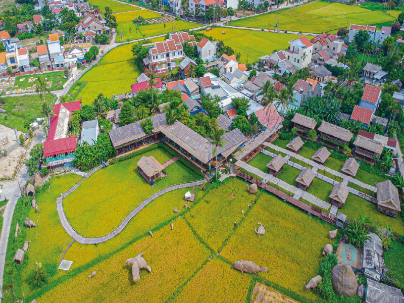 Huế - Phong Nha - Vàng Son Mâm Cỗ Ngày Tết - Chuyến tàu kết nối di sản ...