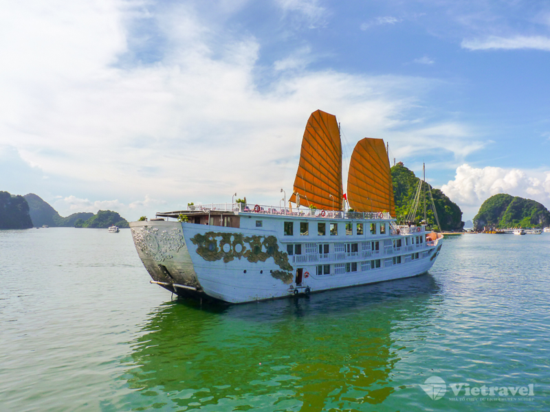 Ninh Bình - Hạ Long - Du thuyền cao cấp
