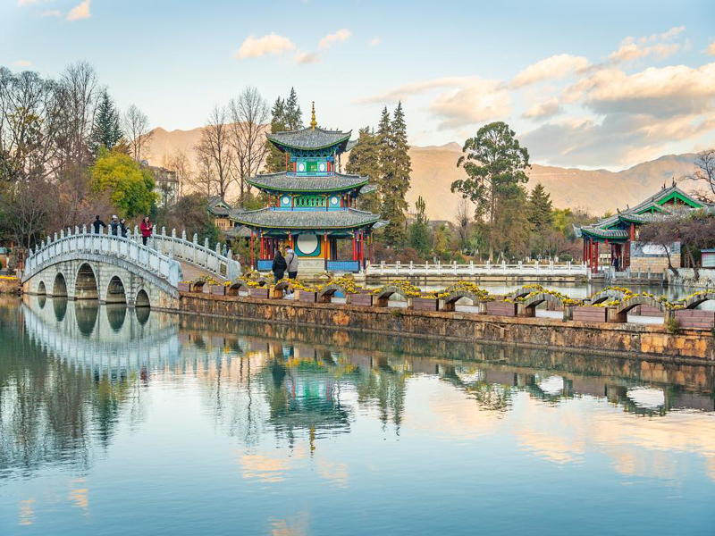 SHANGRILA - LỆ GIANG	                                                                                 (Ăn 3 bữa)