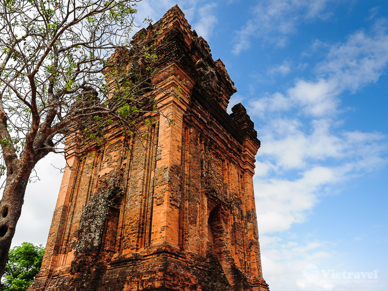 TP. HỒ CHÍ MINH – PHÚ YÊN – TUY HÒA (460km)