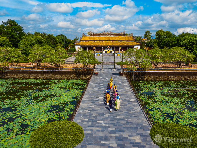 Huế - Đại Nội - Làng Hương Thủy Xuân - Tp.Hồ Chí Minh                                      