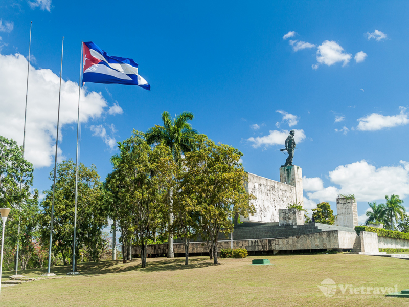 HAVANA ✈ PANAMA                                                                             (Ăn ba bữa)