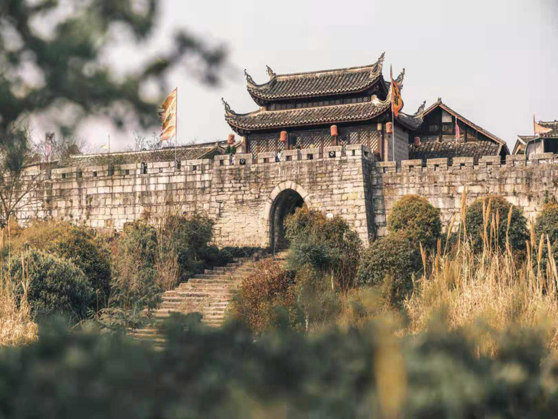 MÓNG CÁI - ĐÔNG HƯNG - NAM NINH - QUÝ DƯƠNG                                                                        (Ăn trưa, tối)