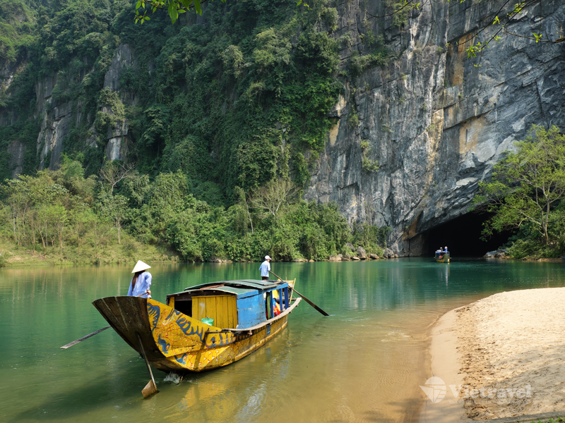 Huế - La Vang - Quảng Bình - Động Phong Nha