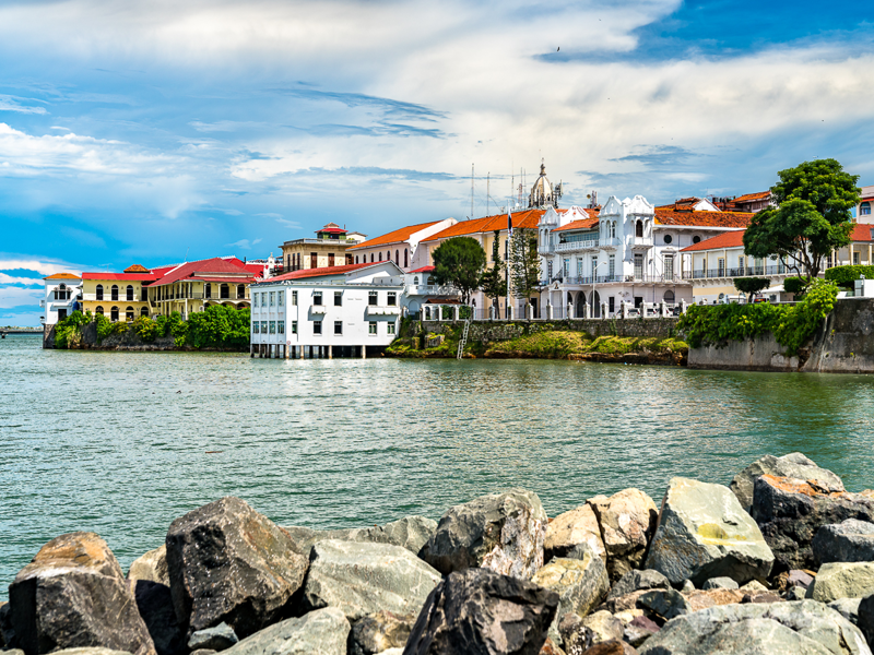 PANAMA – MIRAFLORES LOCKS – PEDRO MIGUEL LOCKS     (Ăn ba bữa)