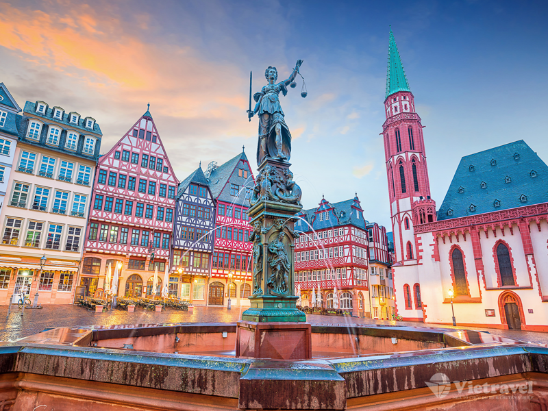 COLMAR – STRASBOURG - STUTTGART