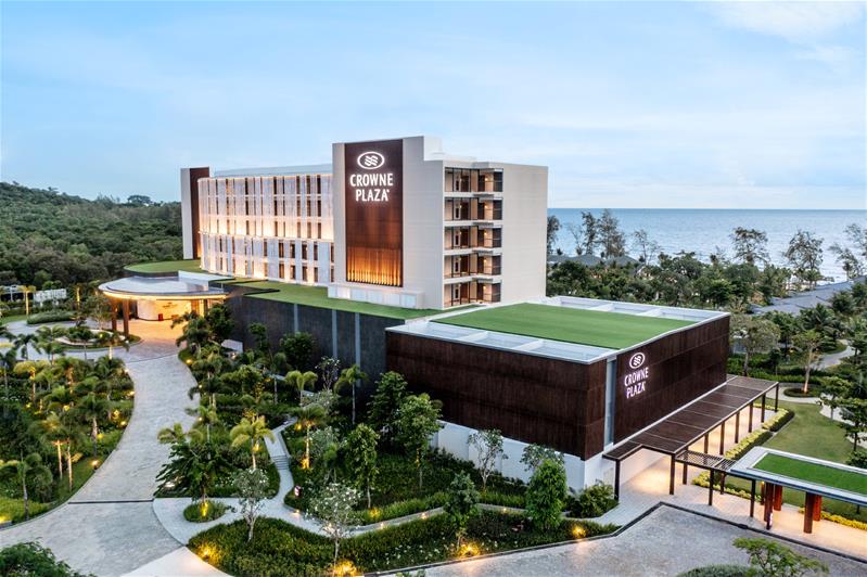 Thỏa Thích vui chơi tại Vinwonder & Safari World - Nghỉ dưỡng resort 5 sao Crowne Plaza Phú Quốc Starbay