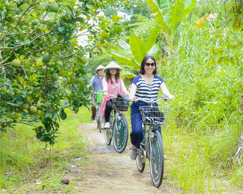 Miền Tây - Bến Tre - Nét đẹp xứ dừa Việt Nam - KDL Lan Vương - Bến Tre Riverside Resort 4 sao