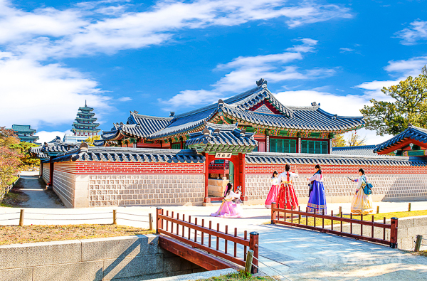 Hàn Quốc: Seoul - Công viên Lotte World - Thủy Cung Lotte Aquarium - Đảo Nami | Trải nghiệm mặc Hanbok & làm kim chi | Thu bên nhau 